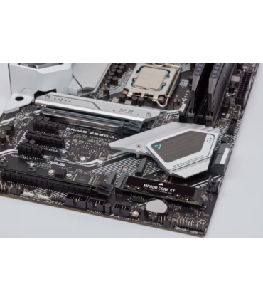 Corsair MP600 CORE XT M.2 4 TB PCI Express 4.0 QLC 3D NAND NVMe