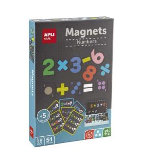 Apli Juego Magnetico de Numeros - Introduccion a las Matematicas - Incluye 51 Imanes de Numeros y Simbolos y 15 Fichas con Ejemp