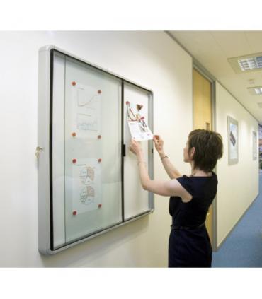 VITRINA NOBO PUERTA CORREDERA INTERIOR FONDO METAL 8 X A4 HOJAS NOBO 1902569