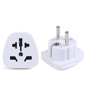 Urban Factory Travelee Adaptador de Viaje Universal - Conexion Entrada Internacional - Conexion Salida UE - Color Blanco