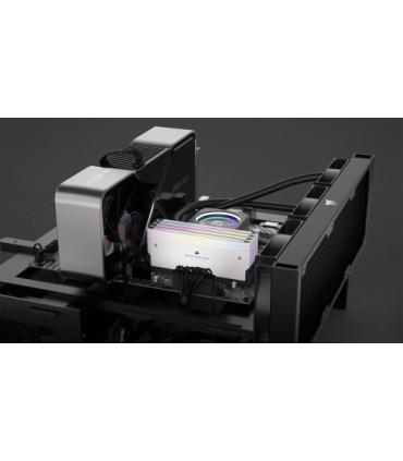 Corsair Dominator Titanium CMP64GX5M4B6400C32W módulo de memoria 64 GB 4 x 16 GB DDR5 6400 MHz